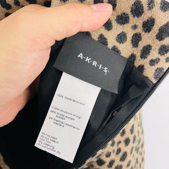 AKRIS Wool Brown Leopard High Waist Pencil Skirt - Picture 4 of 6